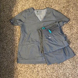 Figs Heather Grey Set - Small